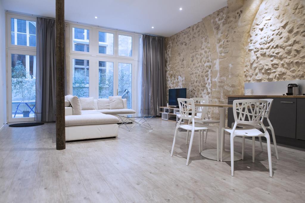 Ausone Beautiful Loft Apartment In Historical Center + Terrace And Parking Bordeaux Kültér fotó