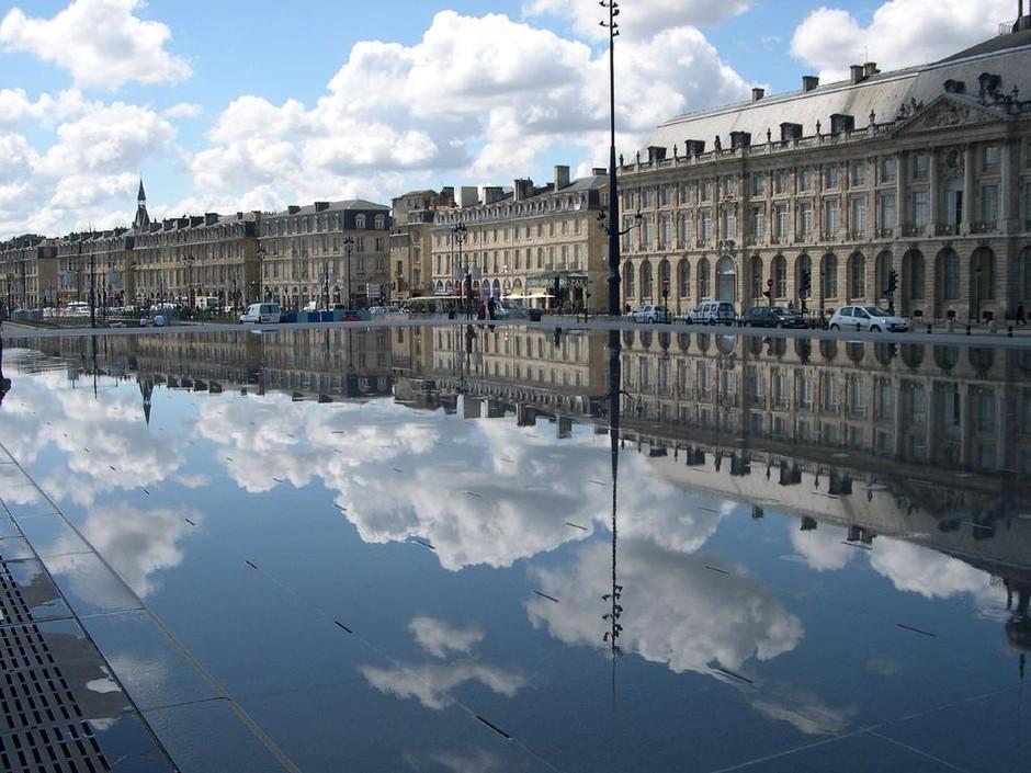 Ausone Beautiful Loft Apartment In Historical Center + Terrace And Parking Bordeaux Kültér fotó