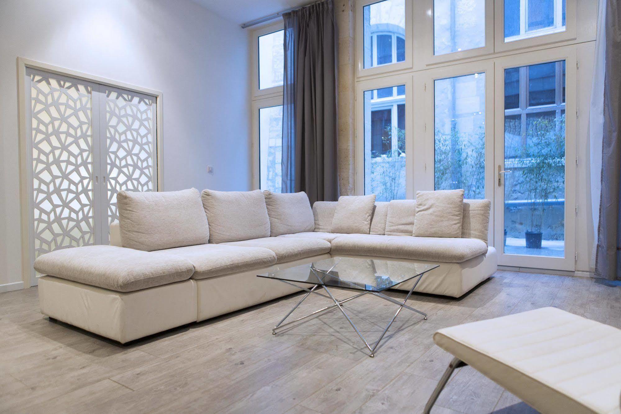 Ausone Beautiful Loft Apartment In Historical Center + Terrace And Parking Bordeaux Kültér fotó